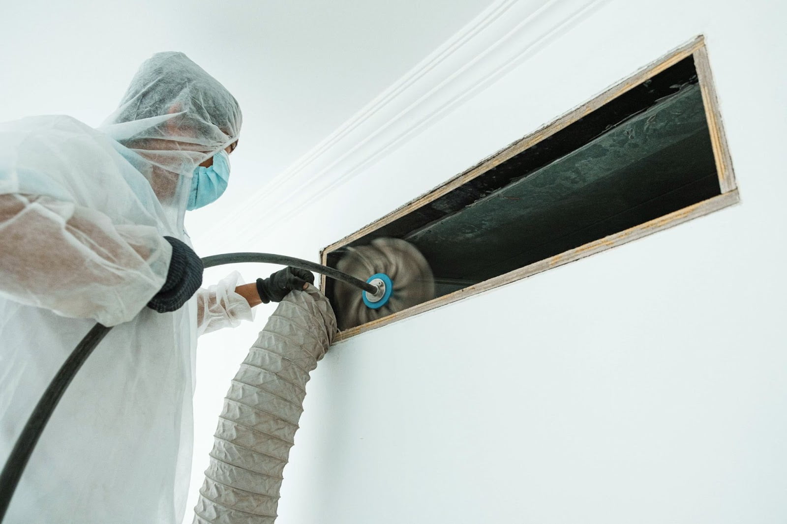 Top-Quality Duct Cleaning Services for a Healthier Home 81 unnamed 2024 06 06T222318.197