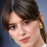 Daisy Edgar-Jones Net Worth