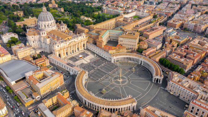 AdobeStock_507067856-Vatican-City Rome