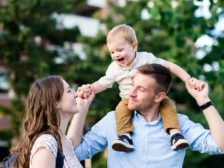 how do the characteristics of mother and father