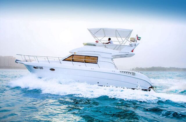 The Ultimate Guide to Small Yacht Rental in Dubai for Intimate Getaways
