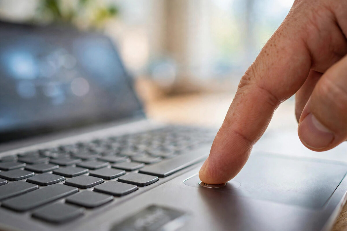 Fingerprint Reader Enrolls But Never Unlocks on Fedora 40? Fix It 1 Fingerprint Reader Enrolls But Never Unlocks on Fedora 40? Fix It