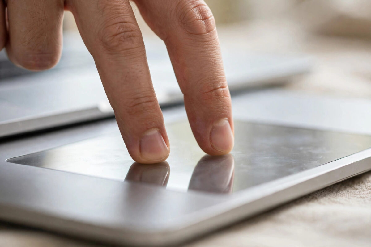 How to Enable Right-Click and Tap to Click on a Mac 1 How to Enable Right-Click and Tap to Click on a Mac