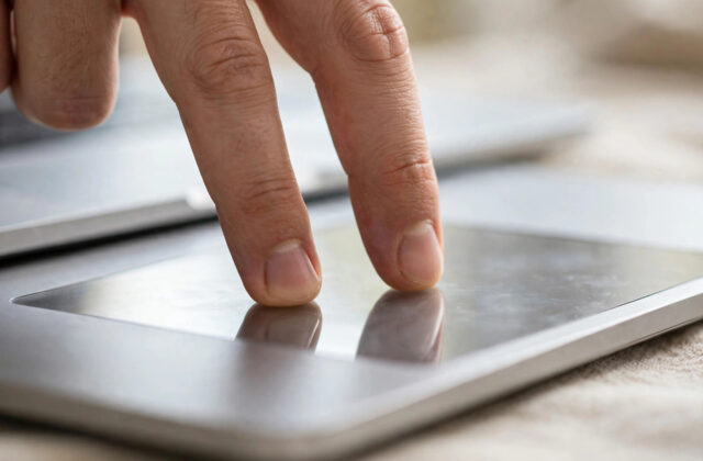 How to Enable Right-Click and Tap to Click on a Mac