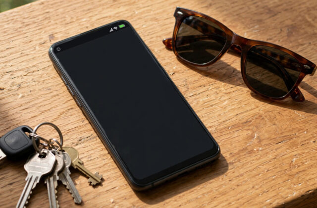 How to Extend Your Phone Battery Life Without a Power Bank